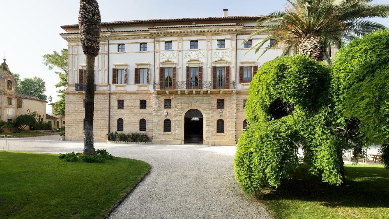 Villa Corallo Sant'Omero Екстериор снимка