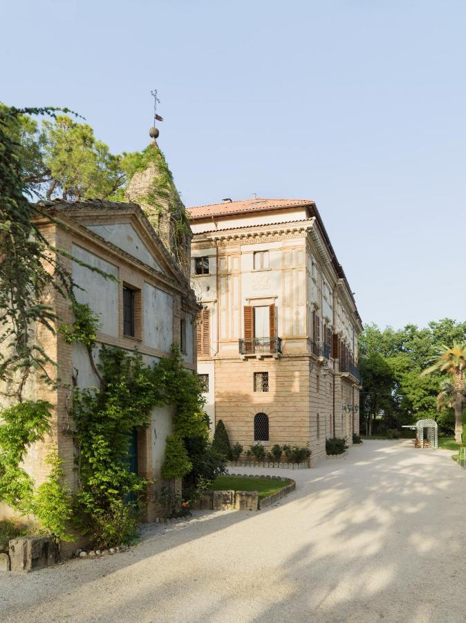 Villa Corallo Sant'Omero Екстериор снимка